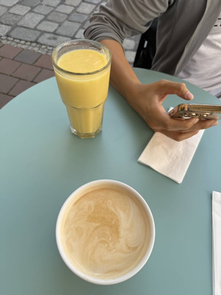 , cup with no handle