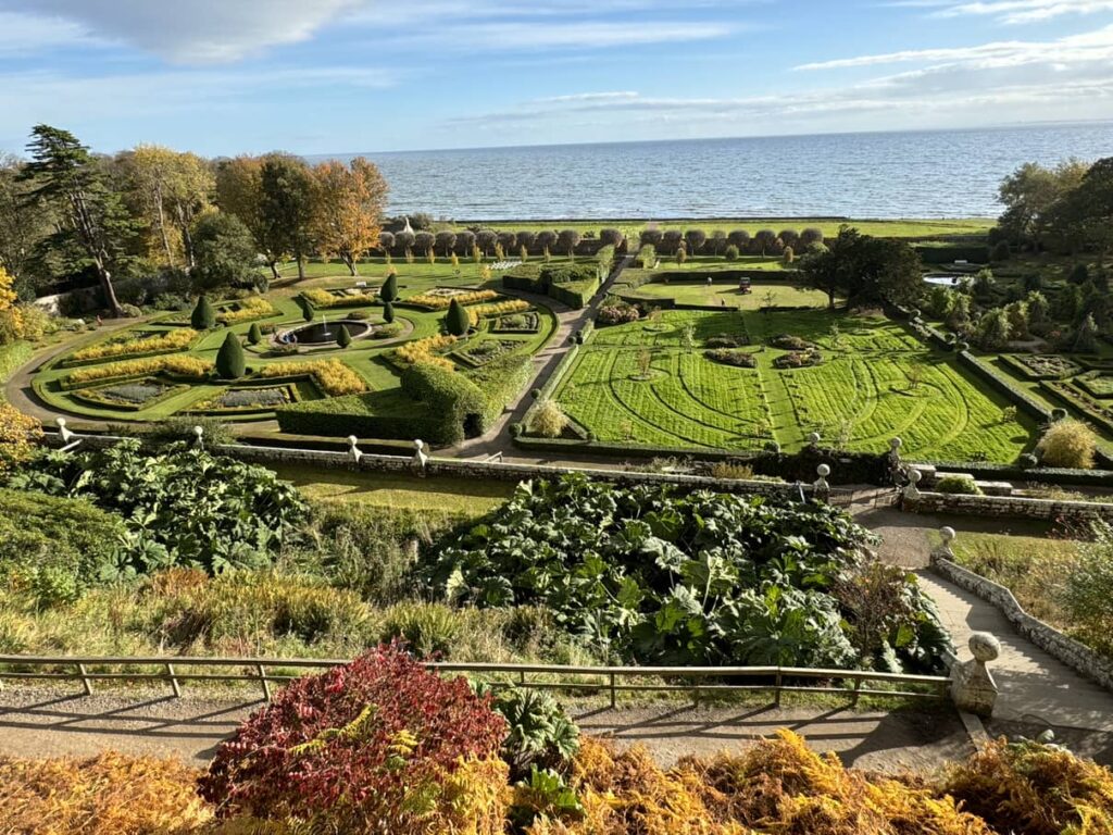 Dunrobin Castle Garden