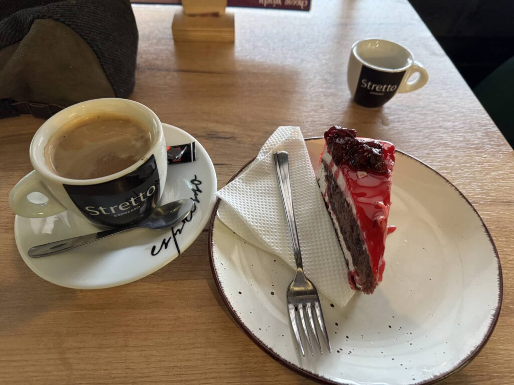 Wonderful coffee and cheesecake