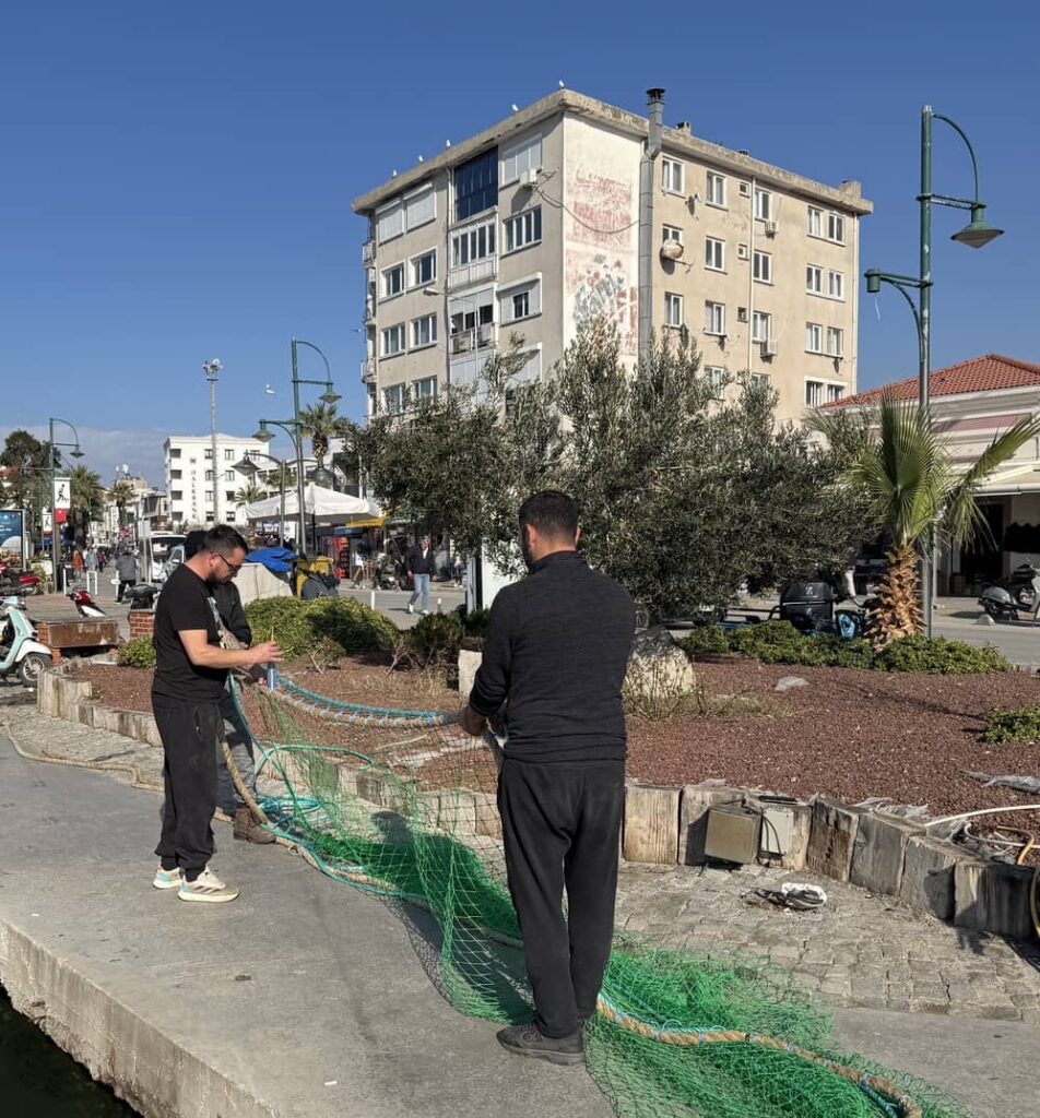 Fixing the fishing net