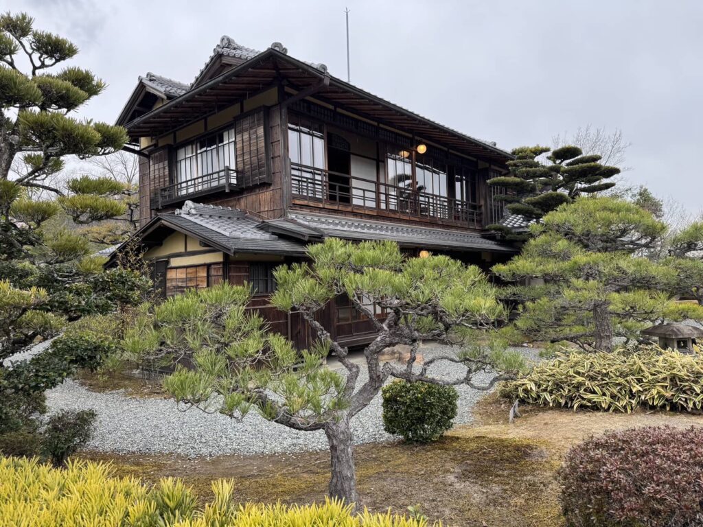 "Zagyo-so", Villa of Prince Kimmochi Saionji