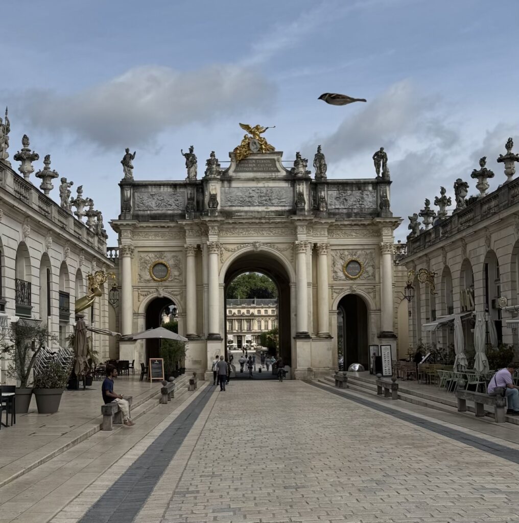 Entrance to the plaza