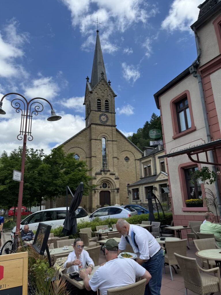 enjoying weather Searching Ell