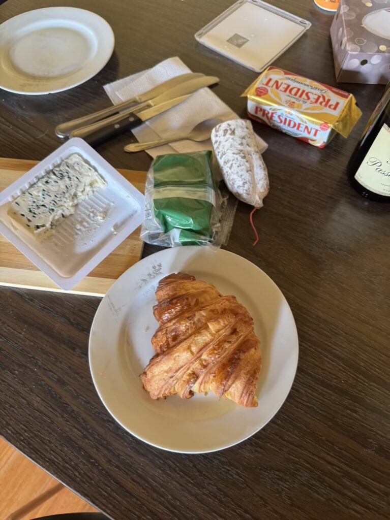 A real French croissant