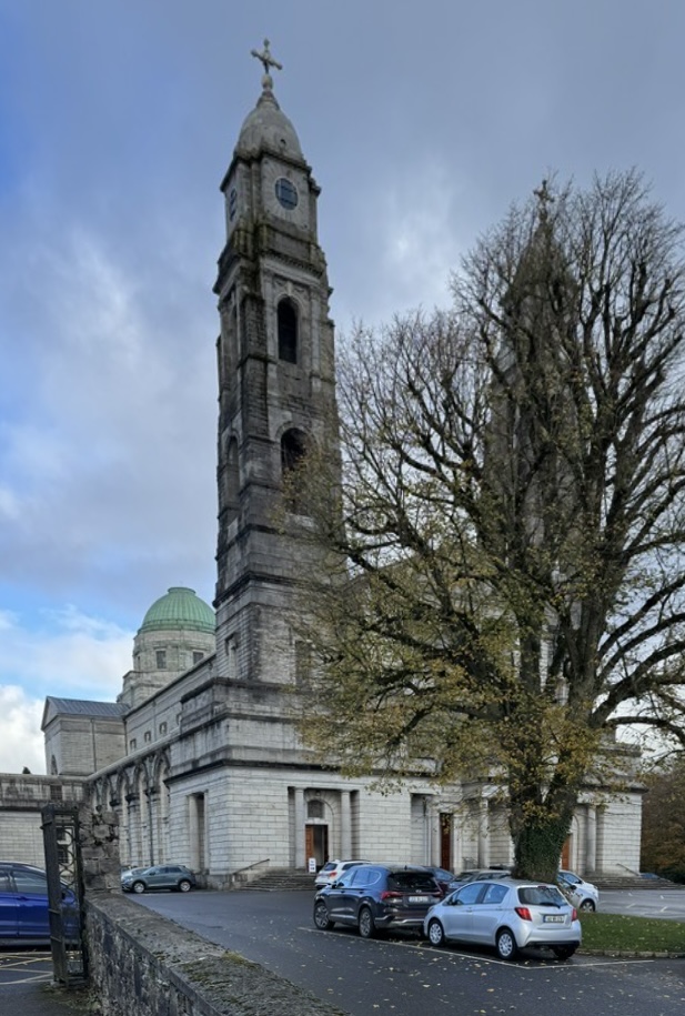 Cathedral Traveling around Tullamore