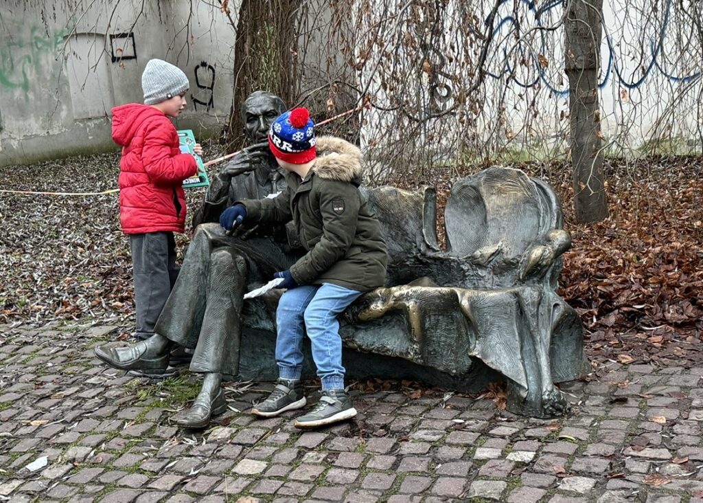 Kids playing Venturing in Krakow