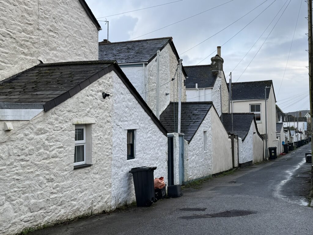 Backstreet putting around Penzance