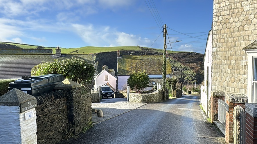 Wide road in Port Isaac Driving North Cornwall