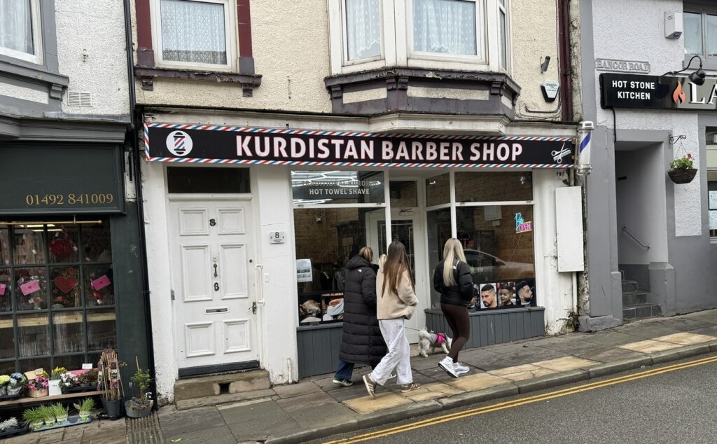 Kurdish barbershop