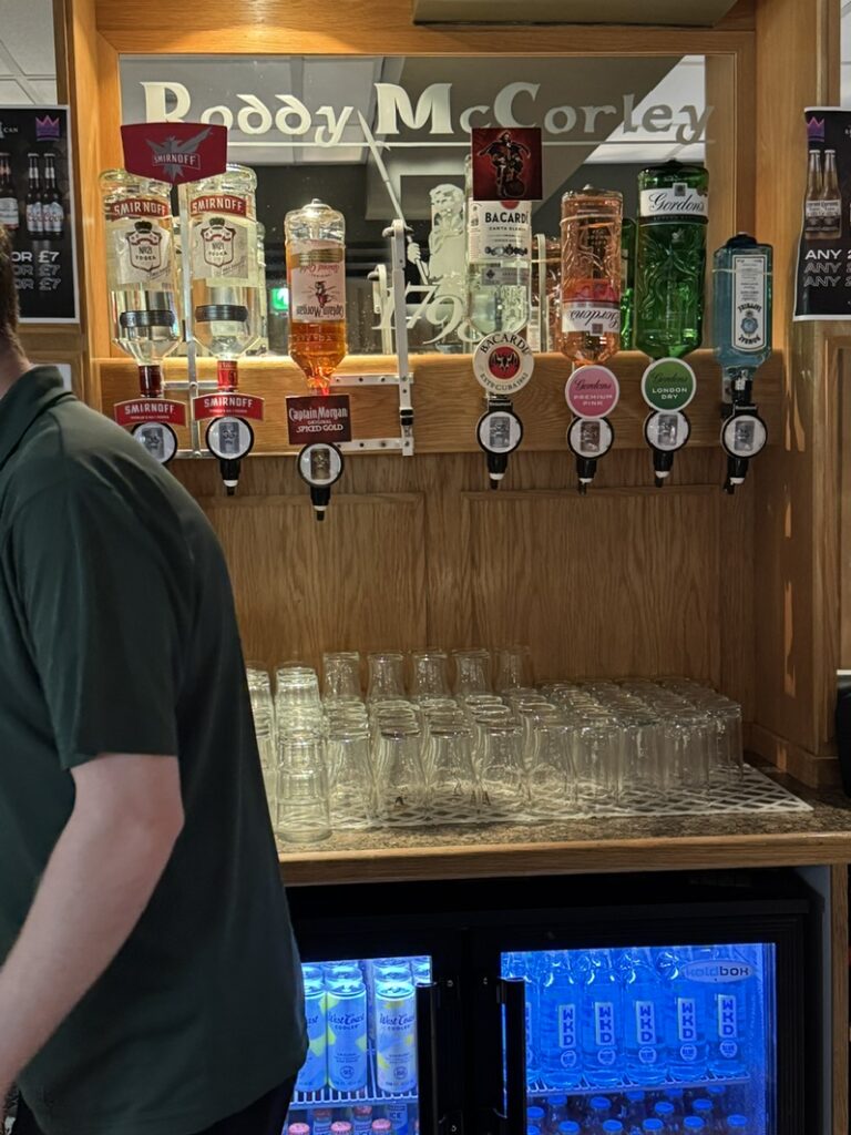 Inside pub Bill Smale 